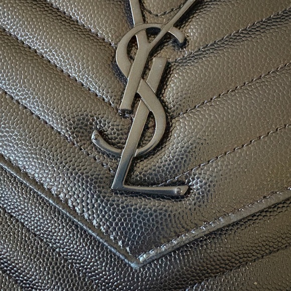 YSL Grain De Poudre Matelasse Chevron Monogram Monochrome Chain Wallet Black - Picture 7 of 13